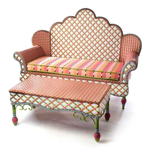 Breezy Poppy Outdoor Loveseat