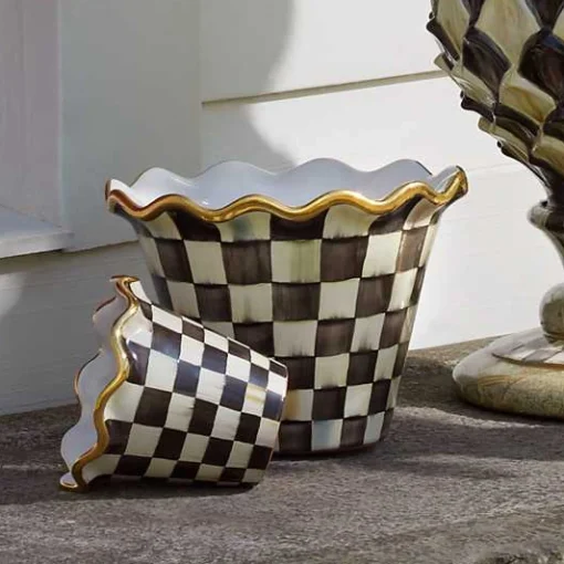 Courtly Check 8 Ceramic Garden Pot
