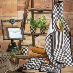 Courtly Check Bistro Potholder