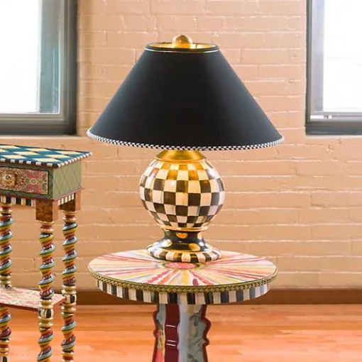 Courtly Check Ceramic Globe Lamp