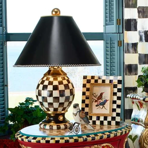 Courtly Check Ceramic Globe Lamp