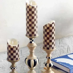 Courtly Check Flicker 7 Pillar Candle