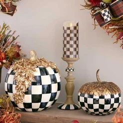 Courtly Check Flicker 5 Pillar Candle