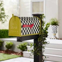 Courtly Check Mailbox