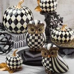 Courtly Check Owl