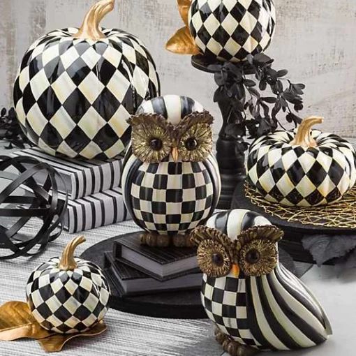 Courtly Check Owl