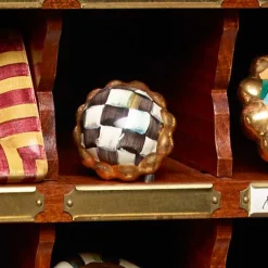 Courtly Check Petit Four Round Knob