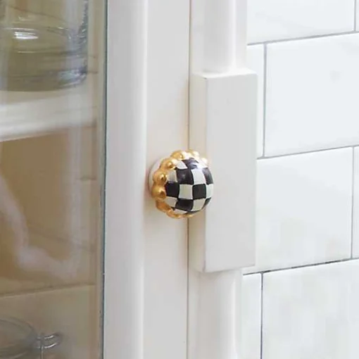 Courtly Check Petit Four Round Knob