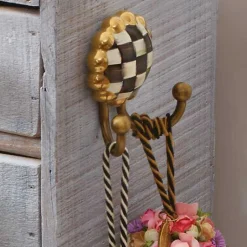 Courtly Check Round Hook