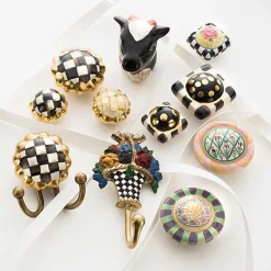Courtly Check Round Hook