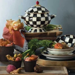 Courtly Check Tureen