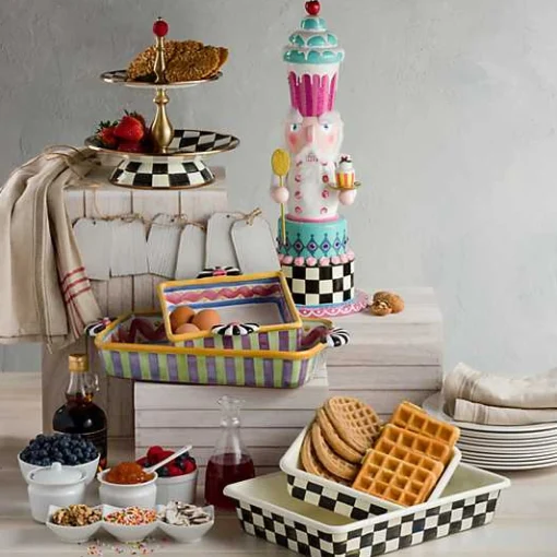 Courtly Check Two Tier Sweet Stand