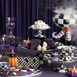 Courtly Check Wine Glass