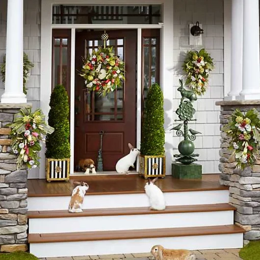 Courtly Check Wreath Hanger