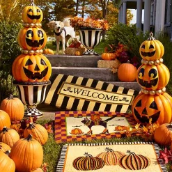 Courtly Stripe Urn