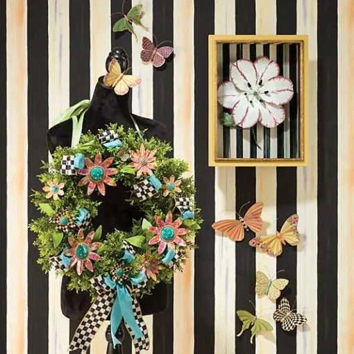Courtly Stripe Wallpaper