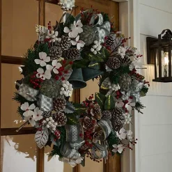 Farmhouse Sterling Holiday 30 Wreath