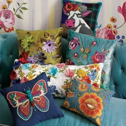 Frida Cowlo Throw Pillow