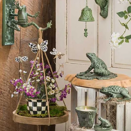 Frog Plant Hanger