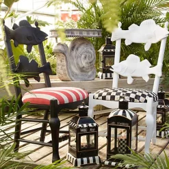 Garden Snail Table