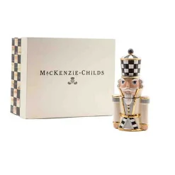 Glam Up Buckingham Nutcracker Salt  Pepper Set