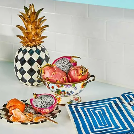 Marquee Pineapple