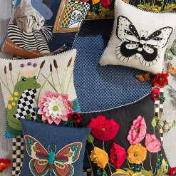 Pablo Picatsso Throw Pillow