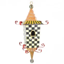 Pagoda Birdhouse