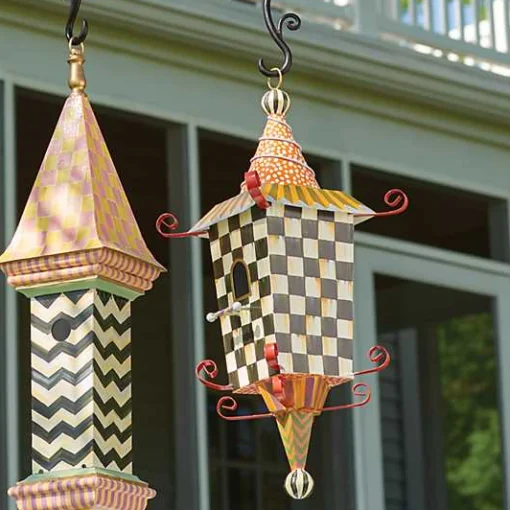 Pagoda Birdhouse