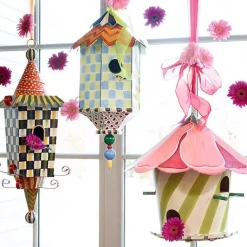 Pagoda Birdhouse