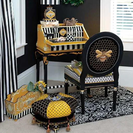Queen Bee Lamp