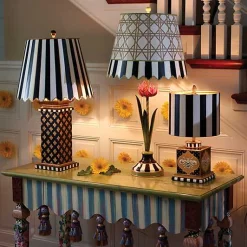 Queen Bee Lamp