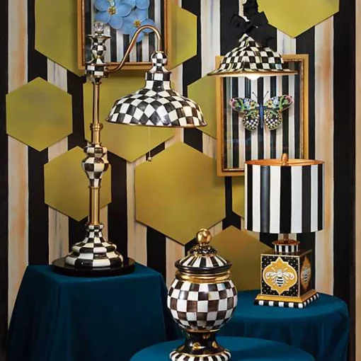 Queen Bee Lamp