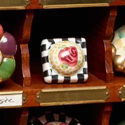 Rose Petit Four Square Knob
