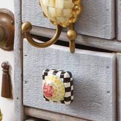 Rose Petit Four Square Knob
