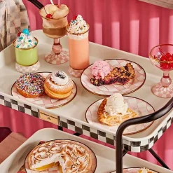 Rosy Check Salad/Dessert Plate