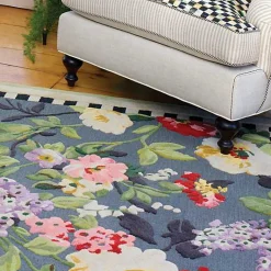 Tudor Rose 8' x 10' Rug