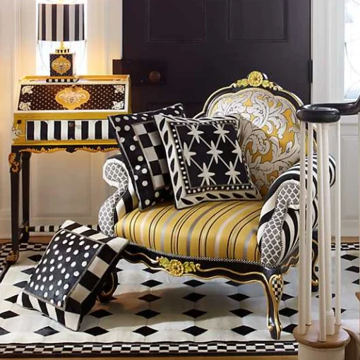 Worker Bee Writing Desk